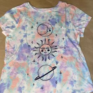 Girls tie-dye shorts sleeve T-shirt with celestial design